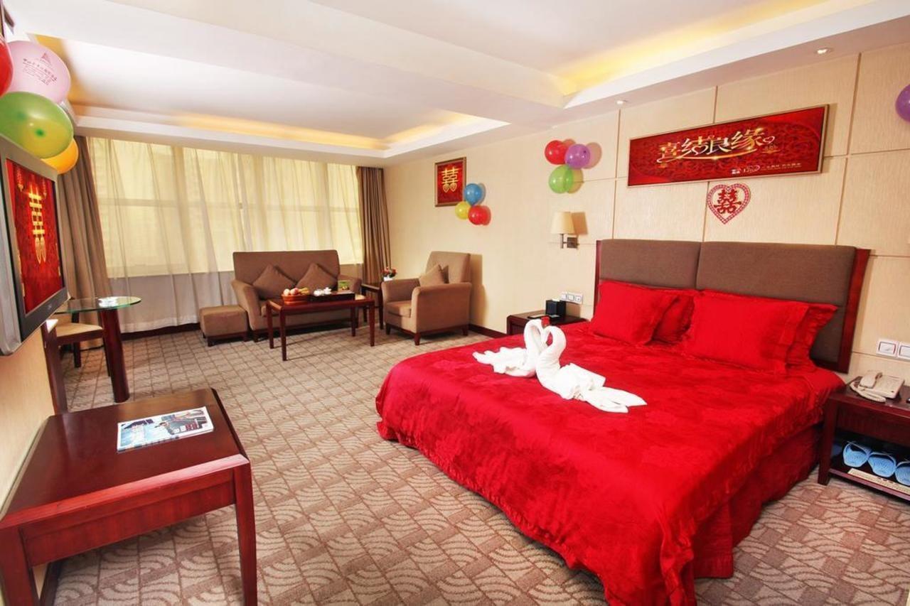 Huizhou Jinhuayue International Hotel Exteriör bild