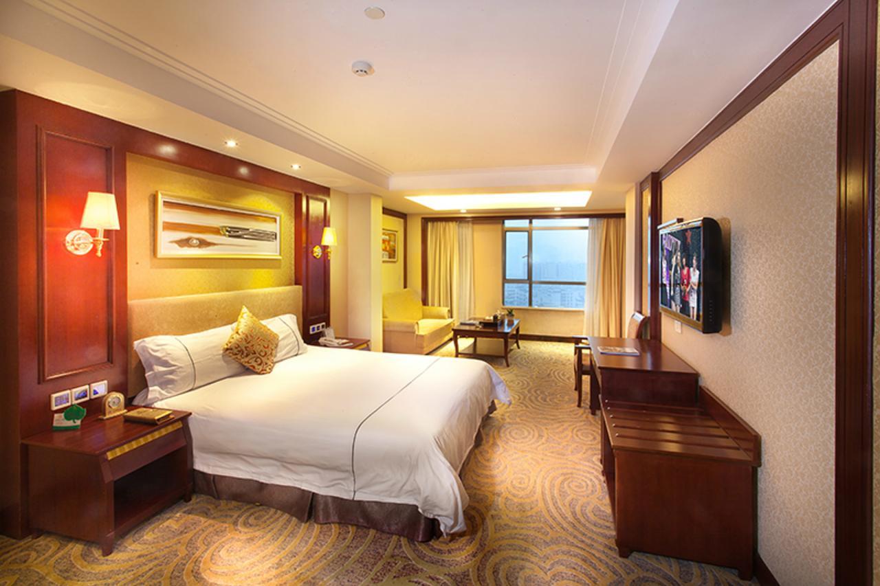 Huizhou Jinhuayue International Hotel Exteriör bild