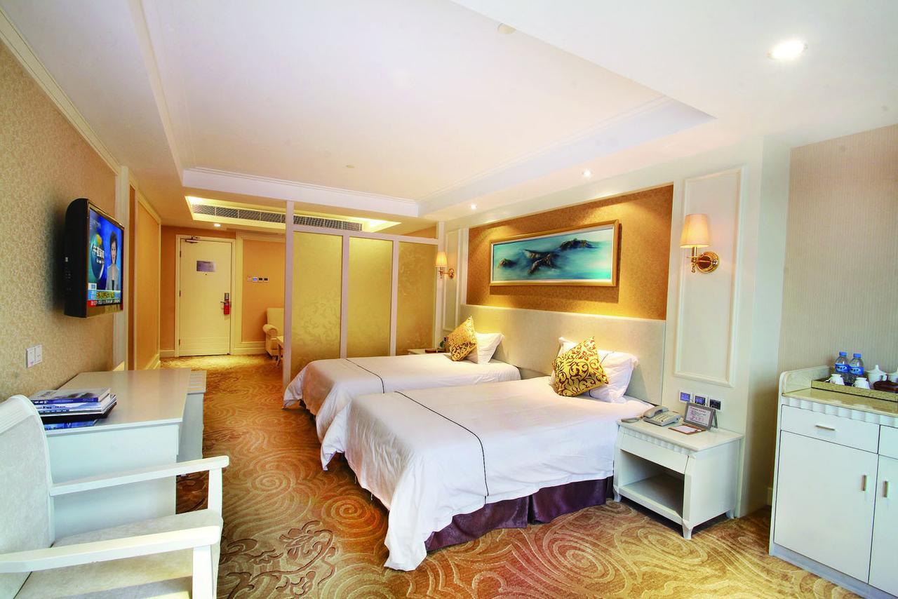 Huizhou Jinhuayue International Hotel Exteriör bild