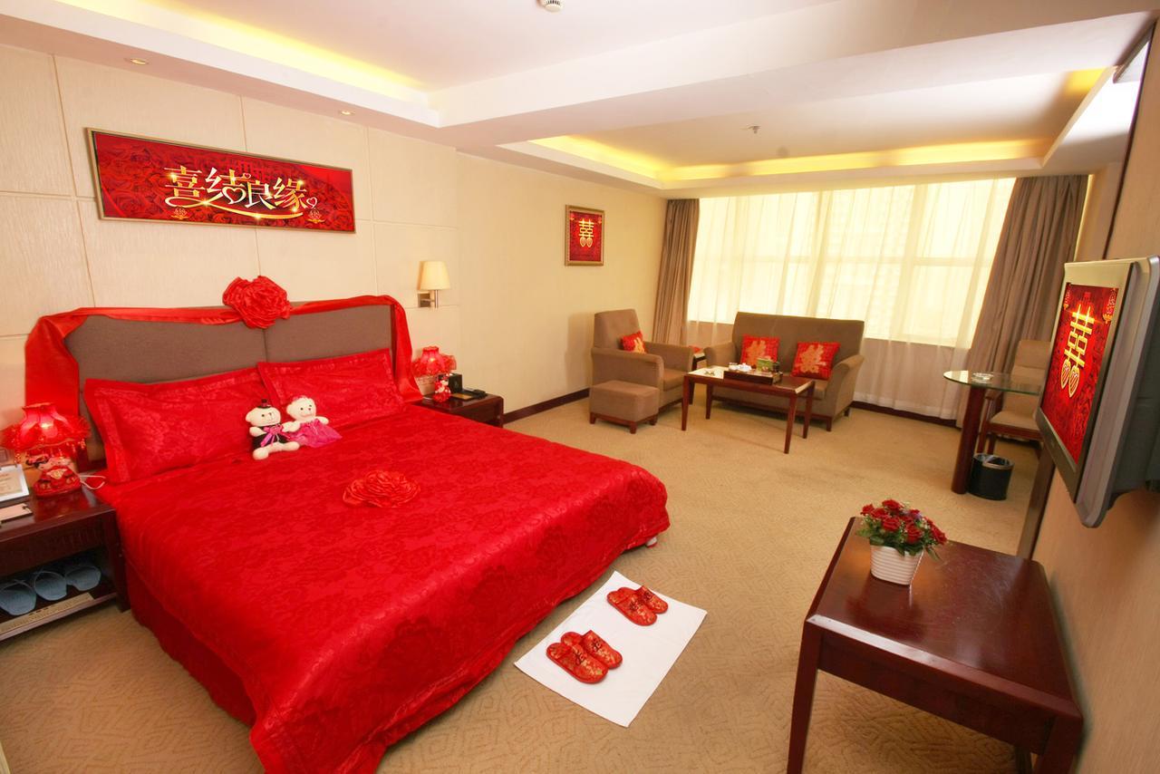 Huizhou Jinhuayue International Hotel Exteriör bild