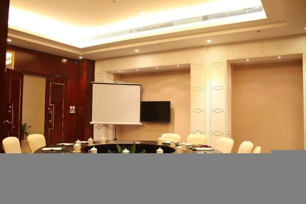 Huizhou Jinhuayue International Hotel Exteriör bild